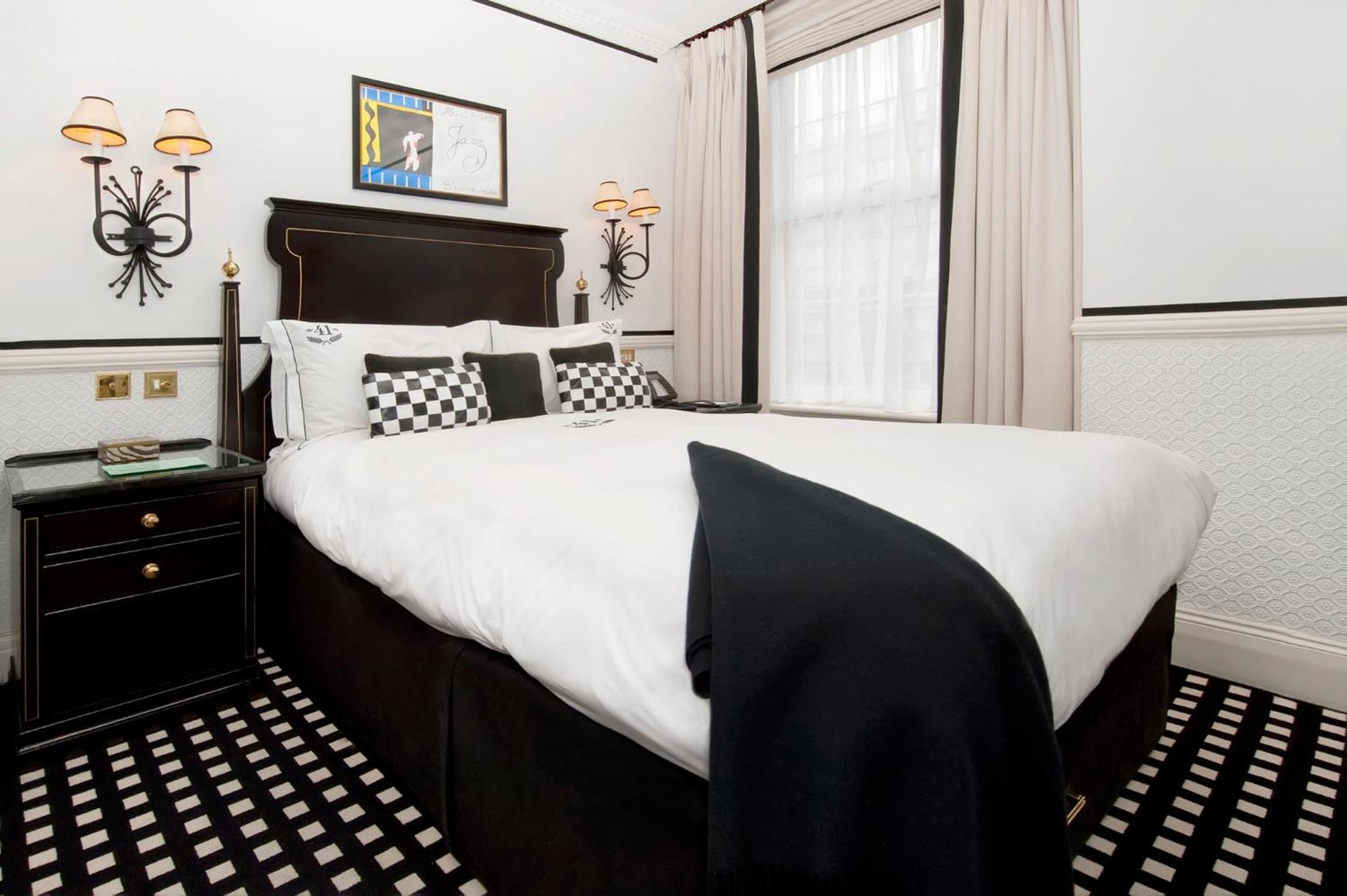 41 Hotel London Exterior photo A bedroom at the hotel